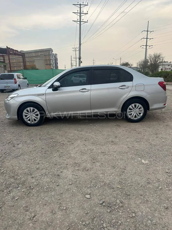 Toyota Corolla Axio 2015 for Sale in Peshawar Toyota Corolla Axio 2015 for Sale in Peshawar Image-2