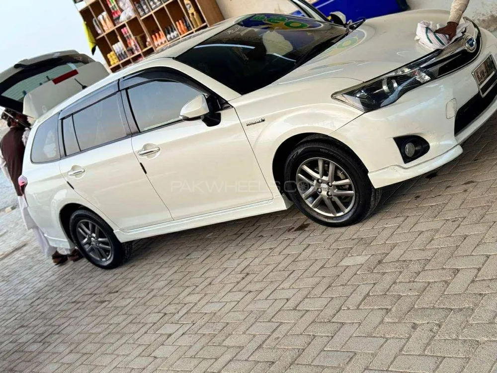 Toyota Corolla Fielder 2015 for Sale in Quetta Toyota Corolla Fielder 2015 for Sale in Quetta Image-3