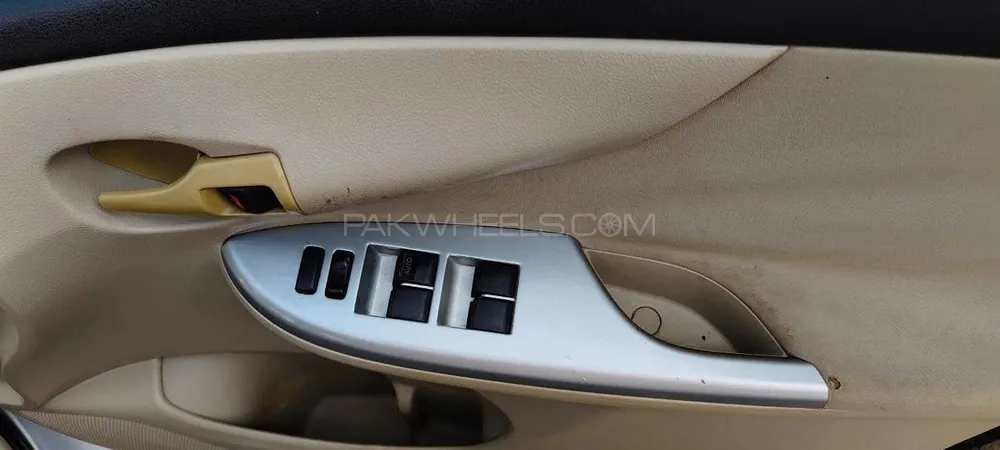 Toyota Corolla 2013 for Sale in Sargodha Toyota Corolla 2013 for Sale in Sargodha Image-16