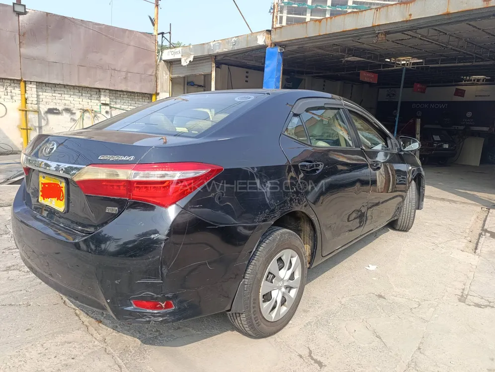 Toyota Corolla 2015 for Sale in Lahore Toyota Corolla 2015 for Sale in Lahore Image-3