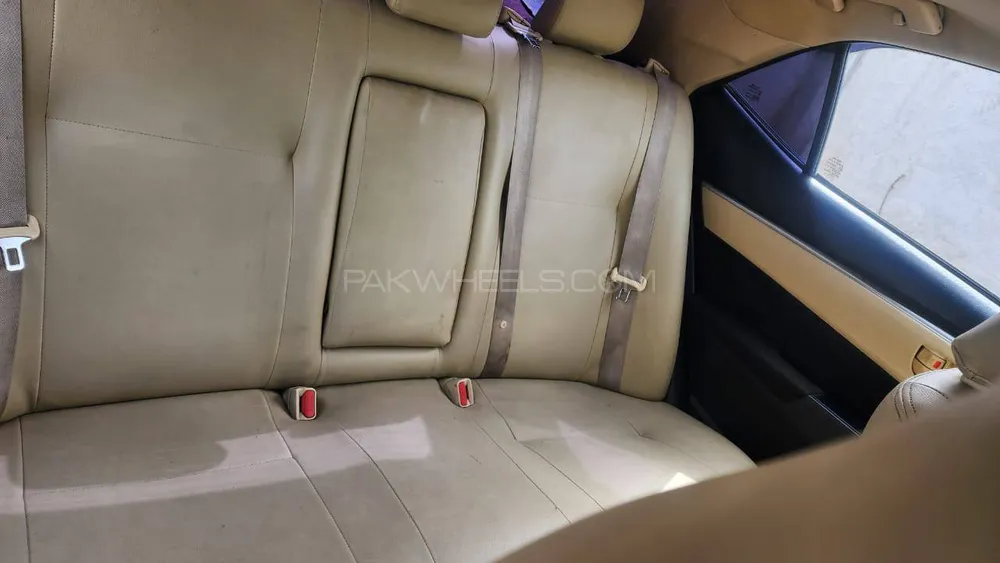 Toyota Corolla 2018 for Sale in Sargodha Toyota Corolla 2018 for Sale in Sargodha Image-6