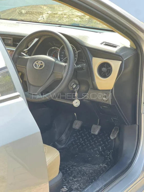 Toyota Corolla 2019 for Sale in Lahore Toyota Corolla 2019 for Sale in Lahore Image-9