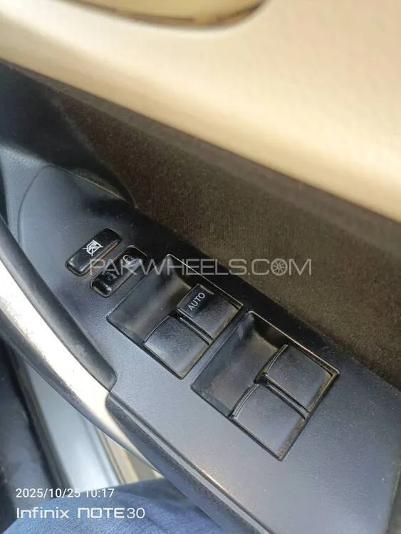 Toyota Corolla 2015 for Sale in Karachi Toyota Corolla 2015 for Sale in Karachi Image-13