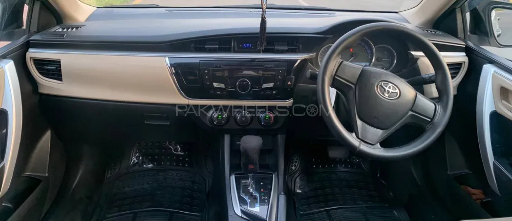 Toyota Corolla 2016 for Sale in Gujranwala Toyota Corolla 2016 for Sale in Gujranwala Image-8
