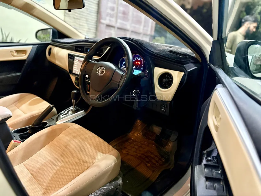 Toyota Corolla 2020 for Sale in Karachi Toyota Corolla 2020 for Sale in Karachi Image-8