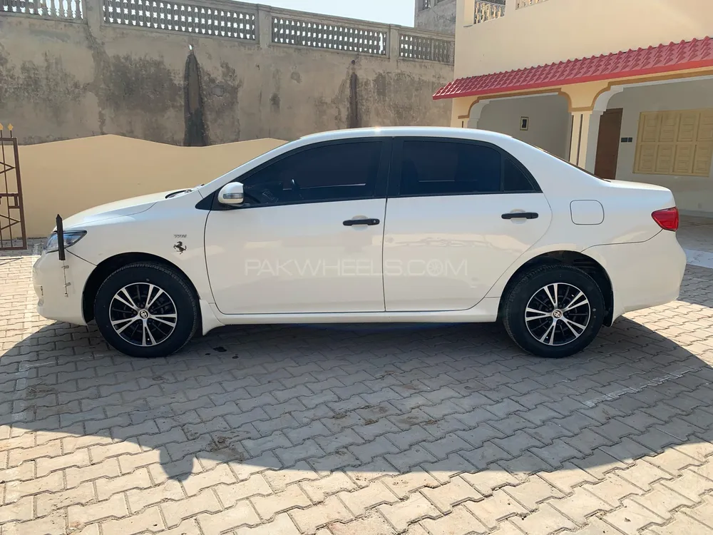 Toyota Corolla 2011 for Sale in Mandi bahauddin Toyota Corolla 2011 for Sale in Mandi bahauddin Image-3
