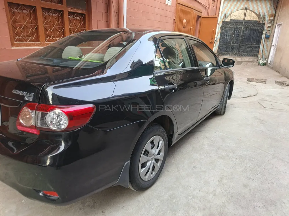 Toyota Corolla 2014 for Sale in Rawalpindi Toyota Corolla 2014 for Sale in Rawalpindi Image-2