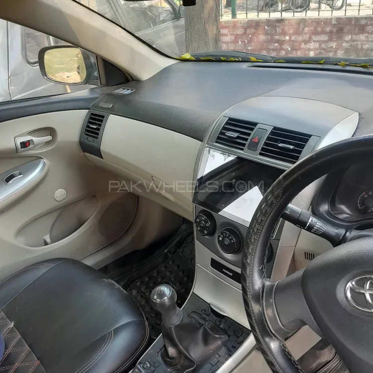 Toyota Corolla 2011 for Sale in Lahore Toyota Corolla 2011 for Sale in Lahore Image-4