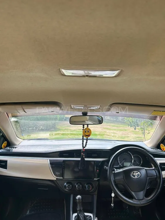 Toyota Corolla 2015 for Sale in Rawalpindi Toyota Corolla 2015 for Sale in Rawalpindi Image-7