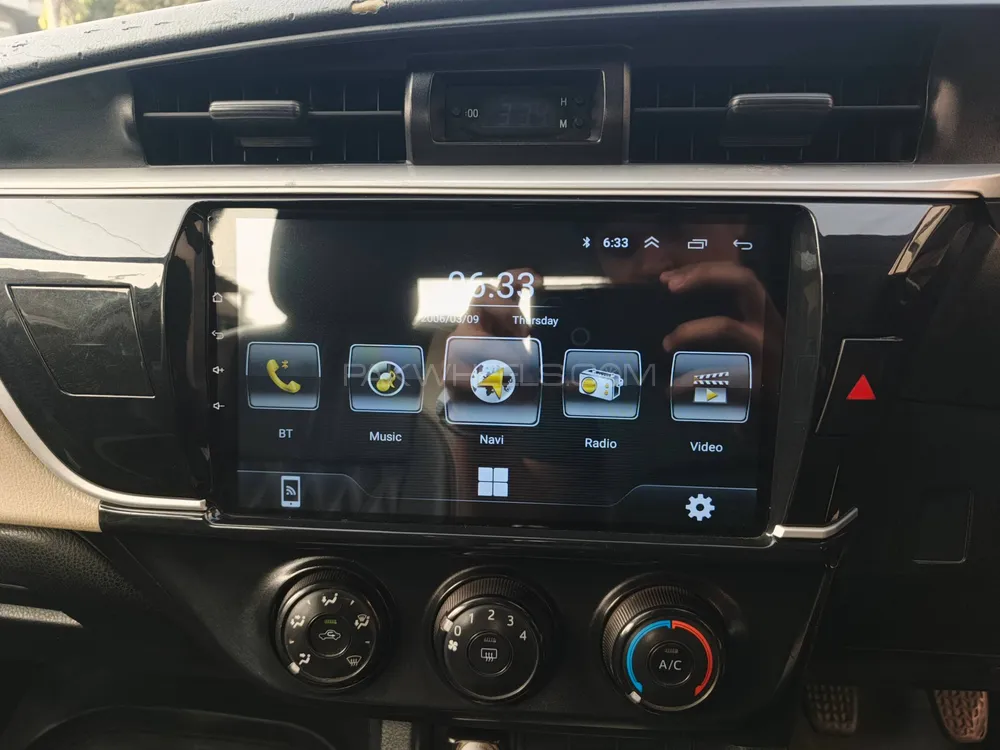 Toyota Corolla 2015 for Sale in Lahore Toyota Corolla 2015 for Sale in Lahore Image-7