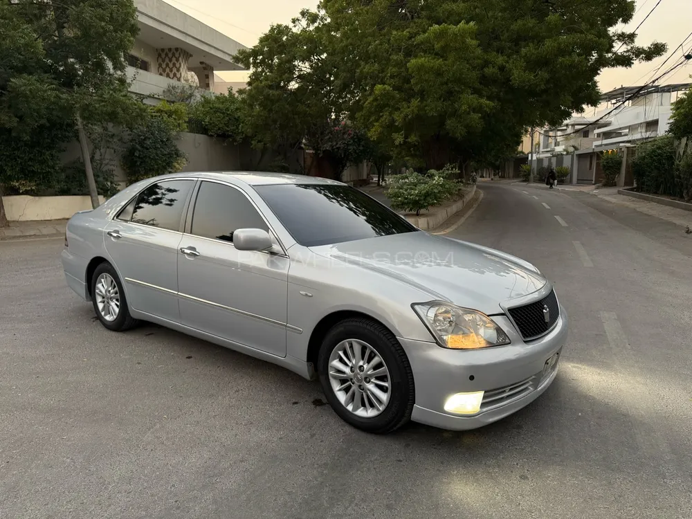 Toyota Crown 2005 for Sale in Karachi Toyota Crown 2005 for Sale in Karachi Image-3