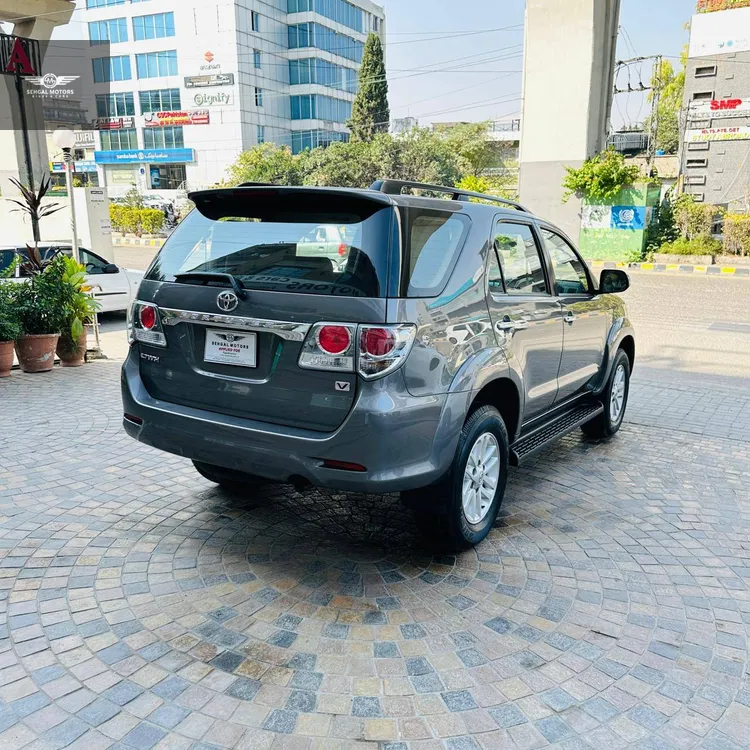 Toyota Fortuner 2014 for Sale in Islamabad Toyota Fortuner 2014 for Sale in Islamabad Image-5