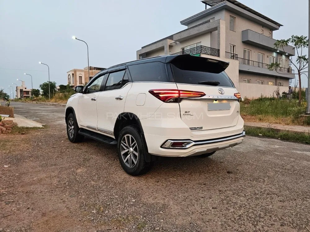 Toyota Fortuner 2018 for Sale in Islamabad Toyota Fortuner 2018 for Sale in Islamabad Image-7