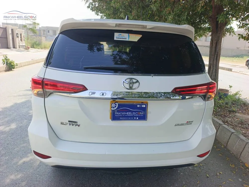 Toyota Fortuner 2017 for Sale in Karachi Toyota Fortuner 2017 for Sale in Karachi Image-6