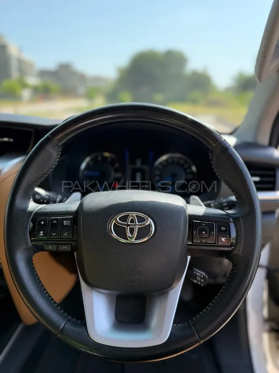 Toyota Fortuner 2018 for Sale in Islamabad Toyota Fortuner 2018 for Sale in Islamabad Image-13