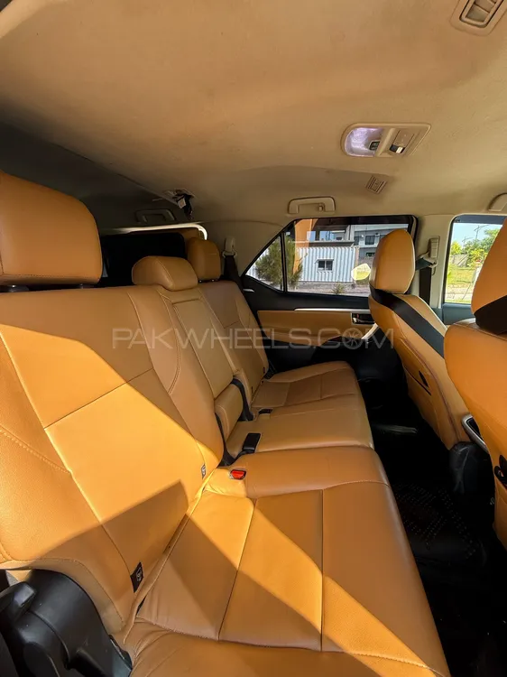 Toyota Fortuner 2018 for Sale in Islamabad Toyota Fortuner 2018 for Sale in Islamabad Image-9
