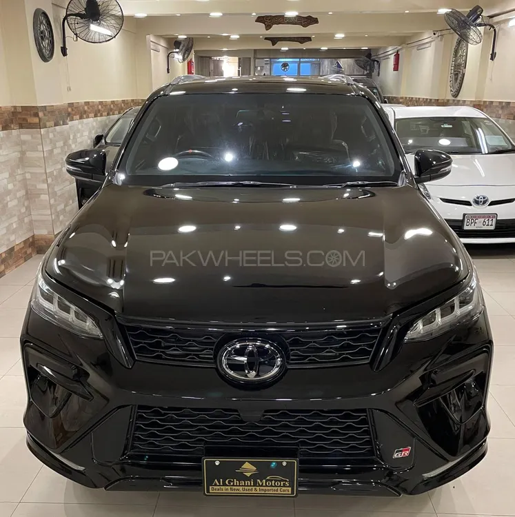 Toyota Fortuner 2023 for Sale in Karachi Toyota Fortuner 2023 for Sale in Karachi Image-1