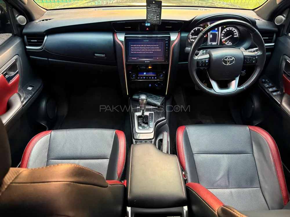 Toyota Fortuner 2023 for Sale in Lahore Toyota Fortuner 2023 for Sale in Lahore Image-14