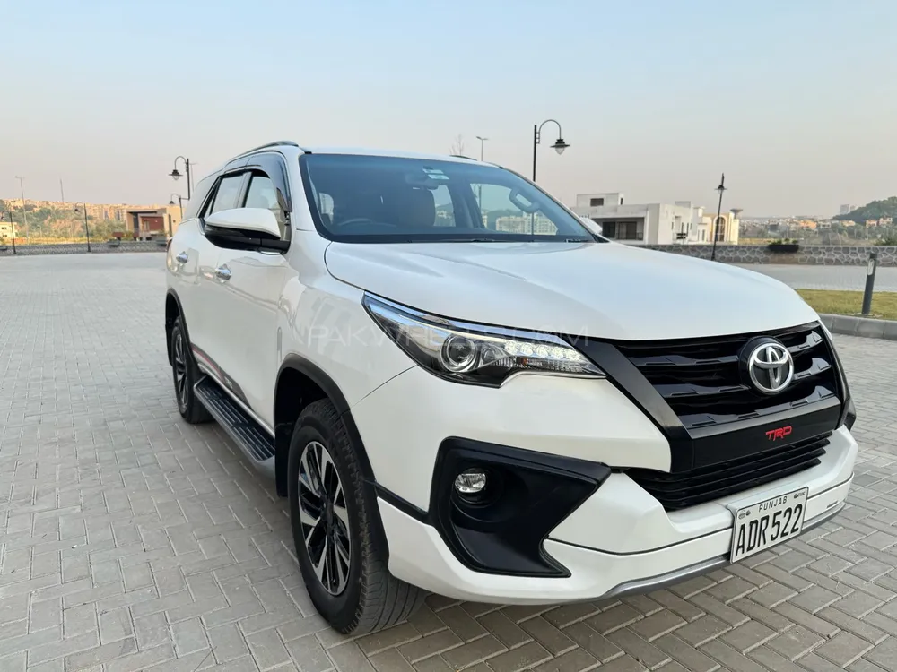 Toyota Fortuner 2021 for Sale in Islamabad Image-1