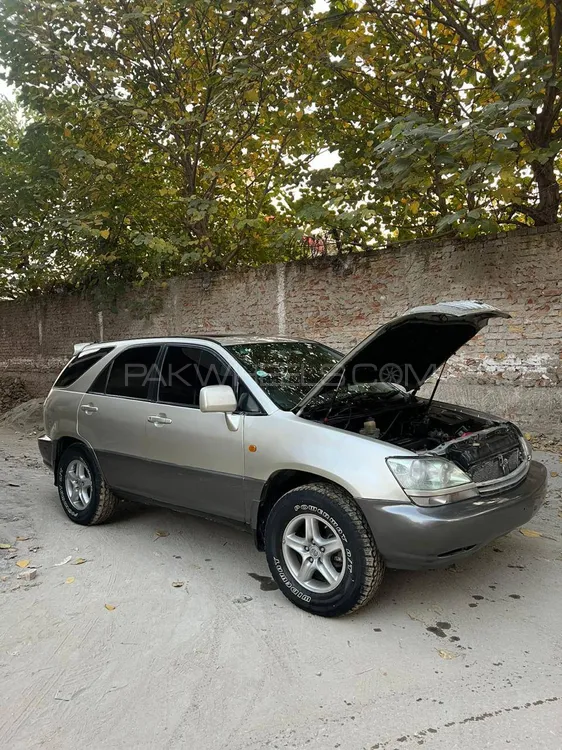 Toyota Harrier 2002 for Sale in Islamabad Toyota Harrier 2002 for Sale in Islamabad Image-1