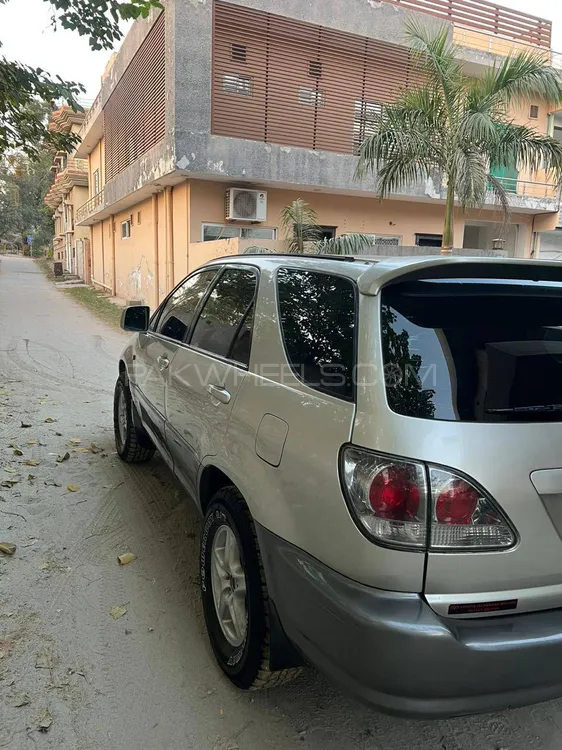 Toyota Harrier 2002 for Sale in Islamabad Toyota Harrier 2002 for Sale in Islamabad Image-11