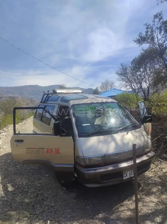 Toyota Hiace 1990 for Sale in Islamabad Image-1