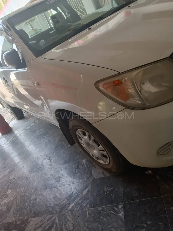 Toyota Hilux 2012 for Sale in Swabi Toyota Hilux 2012 for Sale in Swabi Image-1
