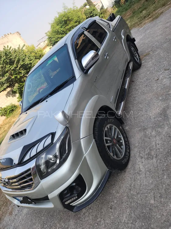 Toyota Hilux 2012 for Sale in Rawalpindi Toyota Hilux 2012 for Sale in Rawalpindi Image-4