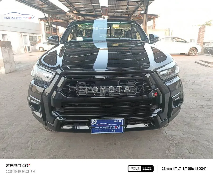 Toyota Hilux 2025 for Sale in Lahore Toyota Hilux 2025 for Sale in Lahore Image-1