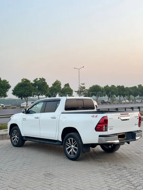 Toyota Hilux 2019 for Sale in Islamabad Toyota Hilux 2019 for Sale in Islamabad Image-5