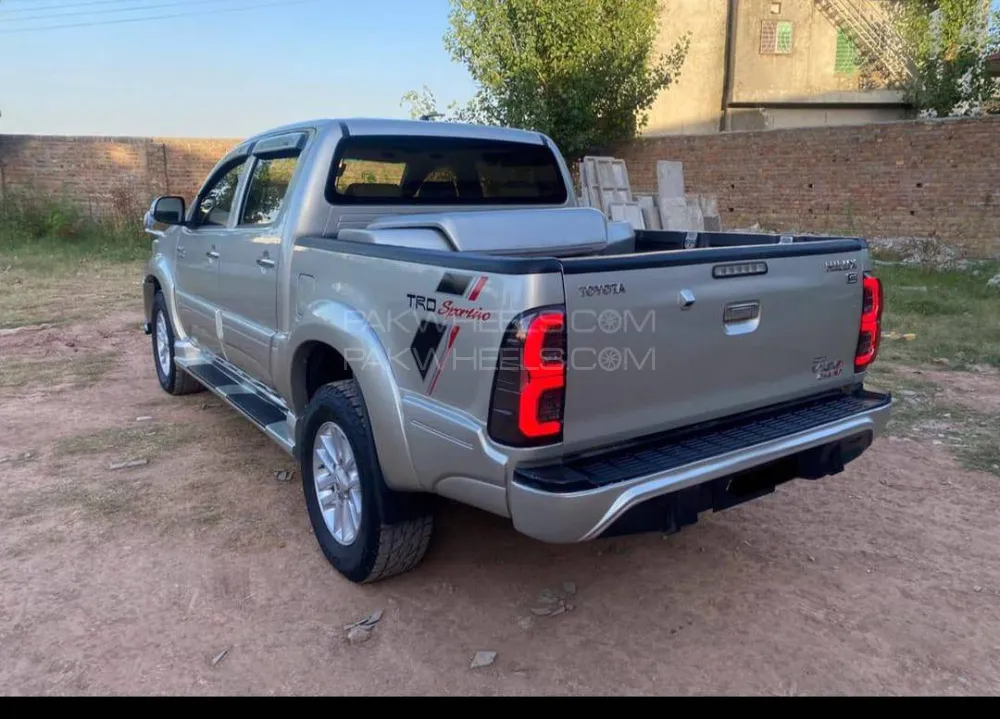 Toyota Hilux 2012 for Sale in Islamabad Toyota Hilux 2012 for Sale in Islamabad Image-14