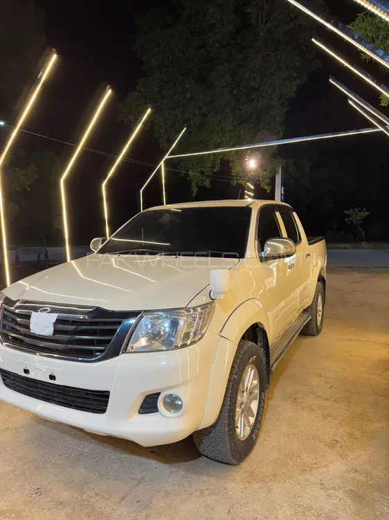 Toyota Hilux 2014 for Sale in Hyderabad Toyota Hilux 2014 for Sale in Hyderabad Image-7