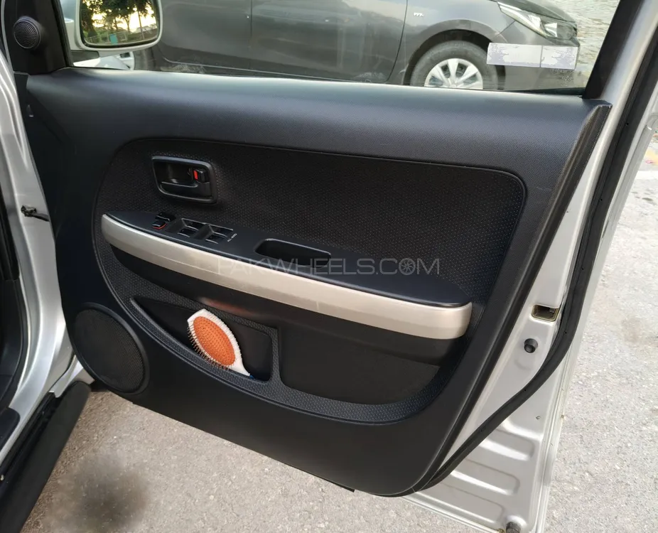 Toyota IST 2004 for Sale in Rawalpindi Toyota IST 2004 for Sale in Rawalpindi Image-15