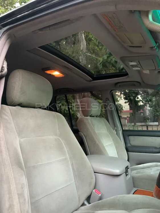 Toyota Land Cruiser 2006 for Sale in Lahore Toyota Land Cruiser 2006 for Sale in Lahore Image-19