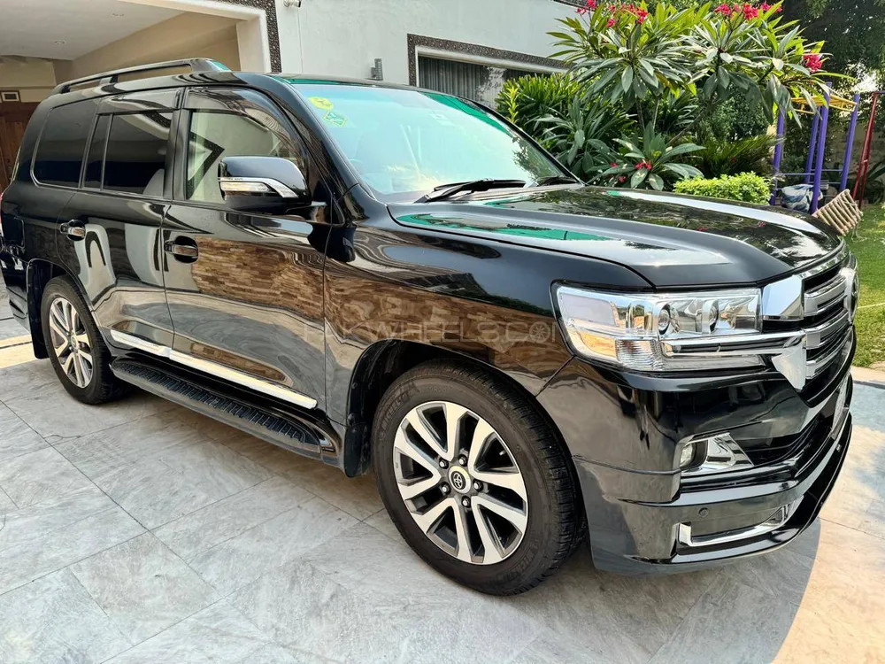 Toyota Land Cruiser 2011 for Sale in Lahore Toyota Land Cruiser 2011 for Sale in Lahore Image-13