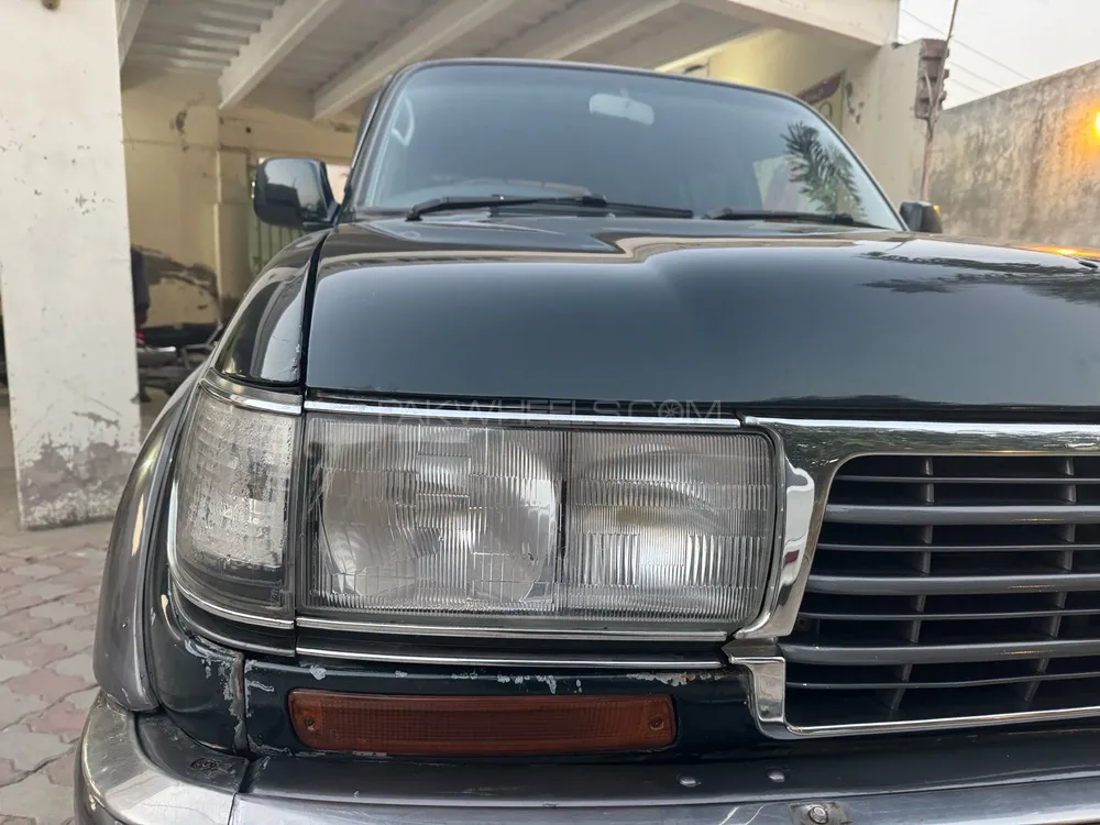 Toyota Land Cruiser 1994 for Sale in Gujrat Toyota Land Cruiser 1994 for Sale in Gujrat Image-3