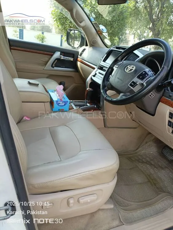 ٹویوٹا لینڈ کروزر 2012 for Sale in کراچی ٹویوٹا لینڈ کروزر 2012 for Sale in کراچی Image-10