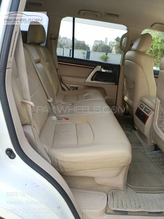 ٹویوٹا لینڈ کروزر 2012 for Sale in کراچی ٹویوٹا لینڈ کروزر 2012 for Sale in کراچی Image-11