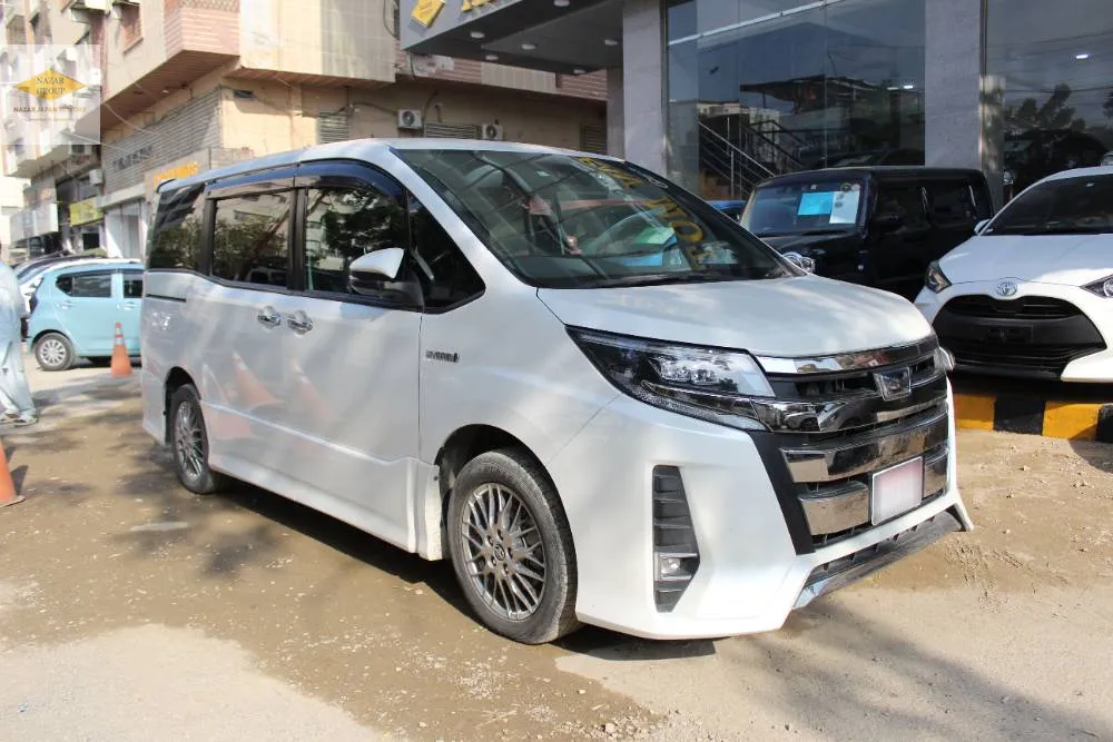 Toyota Noah 2018 for Sale in Karachi Toyota Noah 2018 for Sale in Karachi Image-1