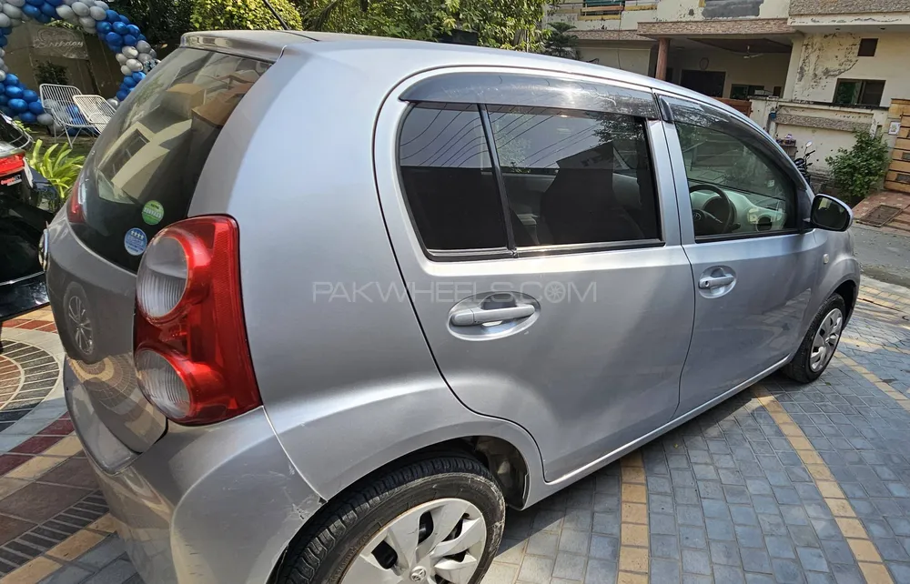 Toyota Passo 2013 for Sale in Lahore Toyota Passo 2013 for Sale in Lahore Image-4