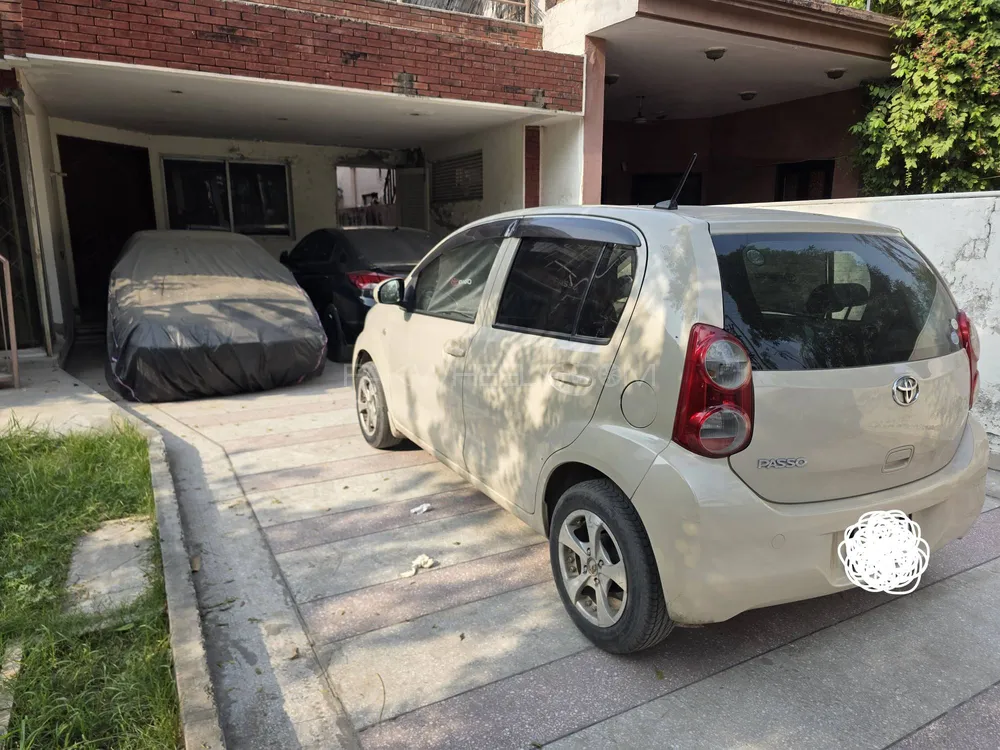 Toyota Passo 2010 for Sale in Lahore Toyota Passo 2010 for Sale in Lahore Image-2