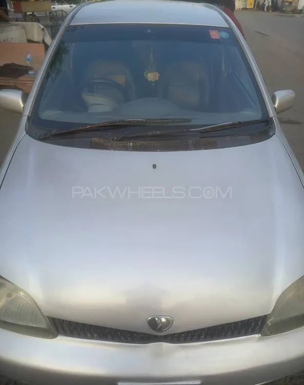 Toyota Platz 2002 for Sale in Lahore Toyota Platz 2002 for Sale in Lahore Image-4