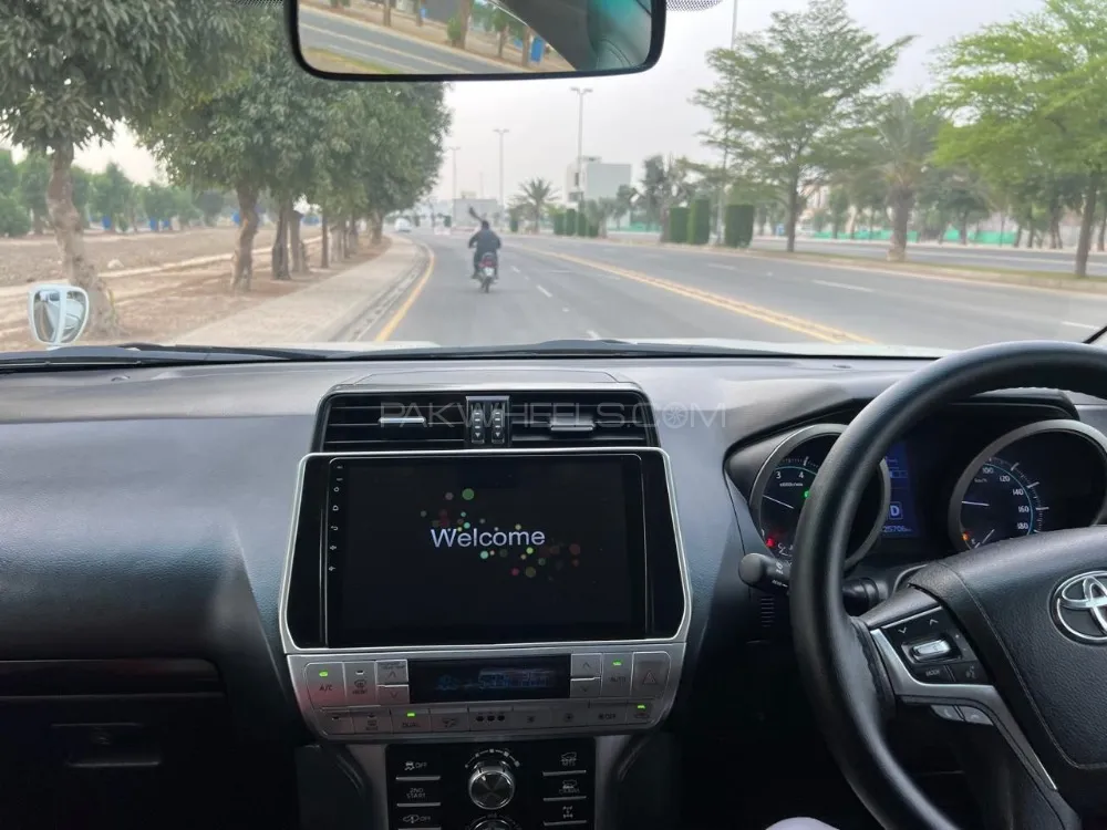 Toyota Prado 2011 for Sale in Lahore Toyota Prado 2011 for Sale in Lahore Image-8