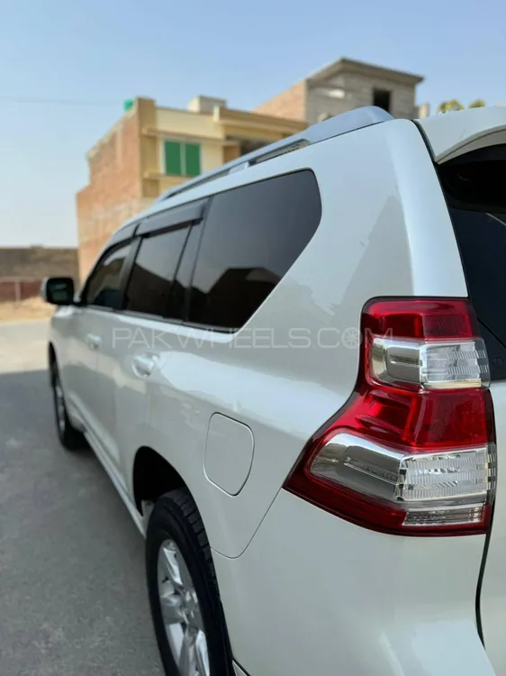 Toyota Prado 2013 for Sale in Multan Toyota Prado 2013 for Sale in Multan Image-4