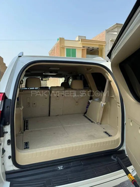 Toyota Prado 2013 for Sale in Multan Toyota Prado 2013 for Sale in Multan Image-7