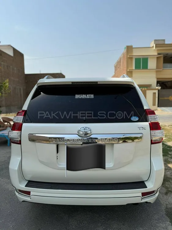 Toyota Prado 2013 for Sale in Multan Toyota Prado 2013 for Sale in Multan Image-5