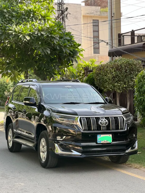 Toyota Prado 2013 for Sale in Lahore Toyota Prado 2013 for Sale in Lahore Image-1