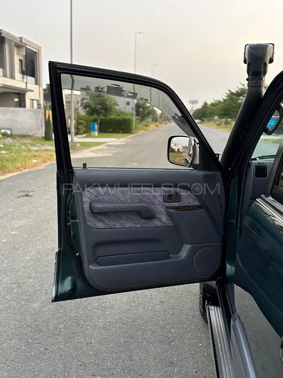 Toyota Prado 1997 for Sale in Lahore Toyota Prado 1997 for Sale in Lahore Image-14