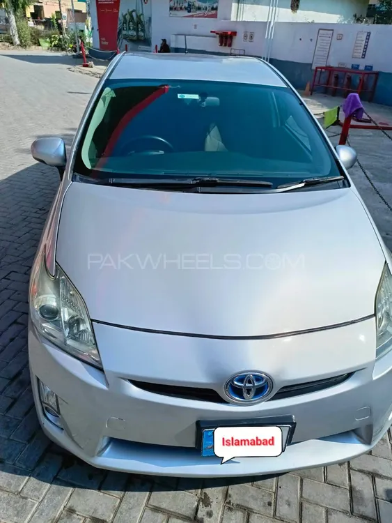 Toyota Prius 2010 for Sale in Rawalpindi Toyota Prius 2010 for Sale in Rawalpindi Image-3