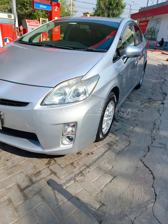 Toyota Prius 2010 for Sale in Rawalpindi Toyota Prius 2010 for Sale in Rawalpindi Image-2